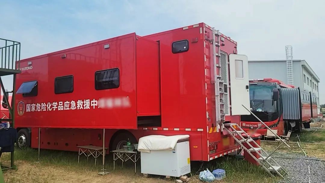 以练备战！3499拉斯维加斯应急救援车辆参演“应急使命·2025”联合救援演习！